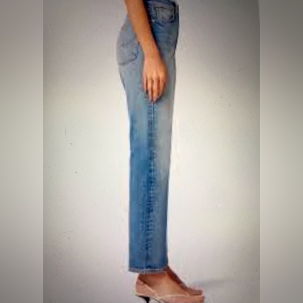 NWT Jade High-Rise Straight Loose Fit Jeans 👖 - Picture 2 of 5